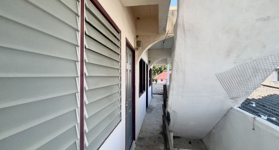 For sale 8 bedrooms apartment in Bangkok Noi, Bangkok