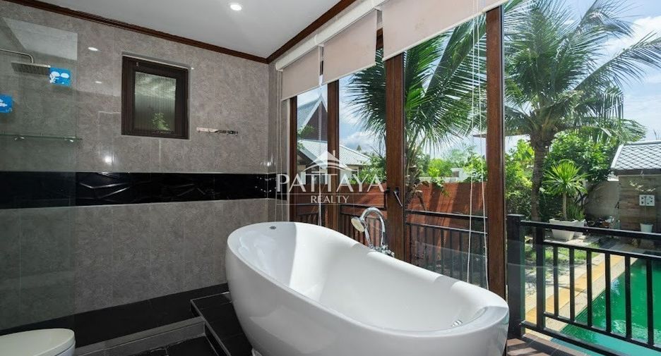出租 和 出售 5 卧室 独立屋 在 Bang Lamung, Chon Buri
