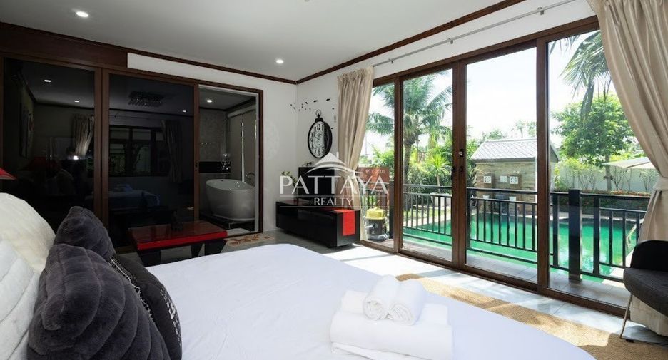 出租 和 出售 5 卧室 独立屋 在 Bang Lamung, Chon Buri