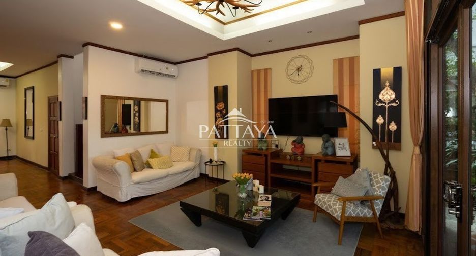 出租 和 出售 5 卧室 独立屋 在 Bang Lamung, Chon Buri