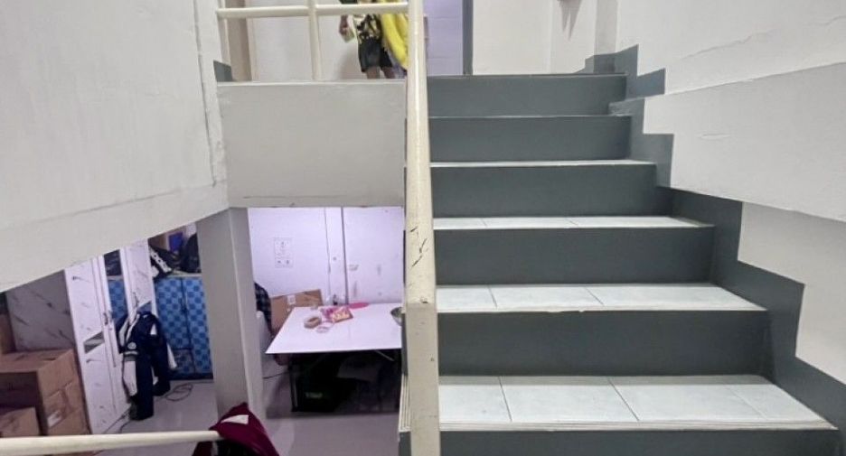 Reihenhaus zum Kauf mit 2 Zimmer in Wang Noi, Phra Nakhon Si Ayutthaya