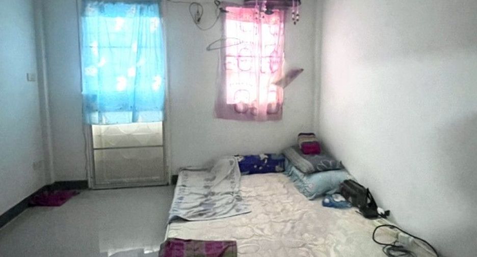 Reihenhaus zum Kauf mit 2 Zimmer in Wang Noi, Phra Nakhon Si Ayutthaya