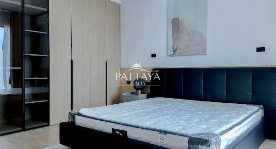 For sale 5 bedrooms house in Bang Lamung, Chonburi