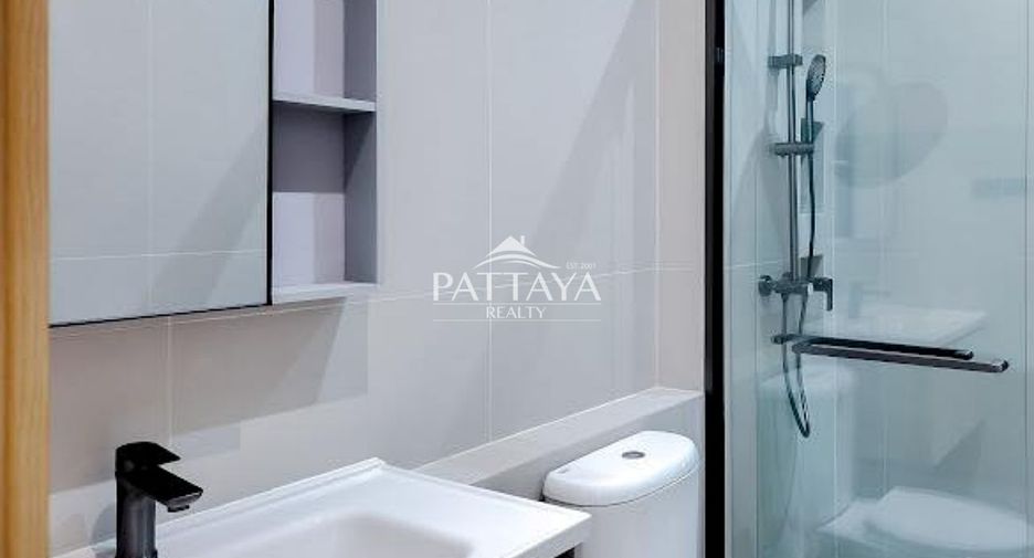For sale 5 bedrooms house in Bang Lamung, Chonburi
