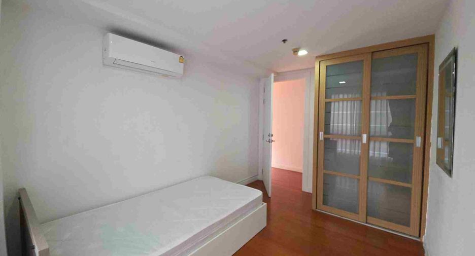 For sale 2 bedrooms condo in Watthana, Bangkok
