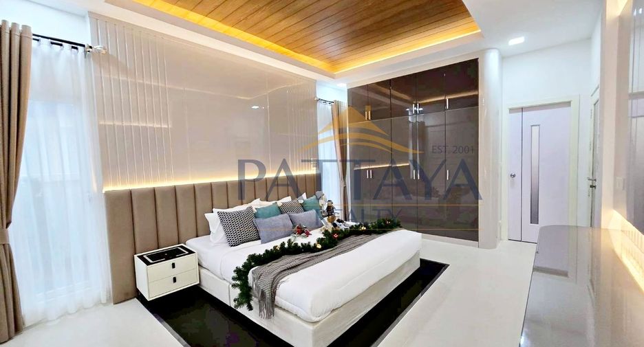 For rent 5 bedrooms villa in Bang Lamung, Chonburi