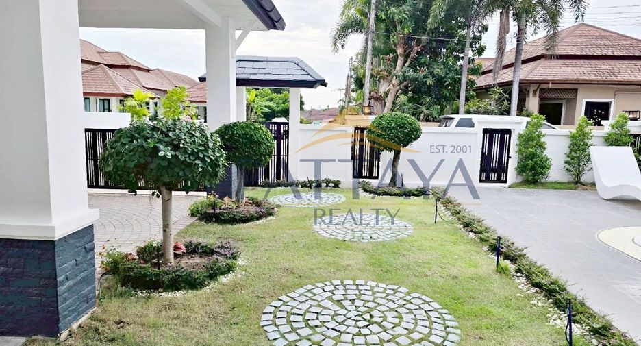 For rent 5 bedrooms villa in Bang Lamung, Chonburi