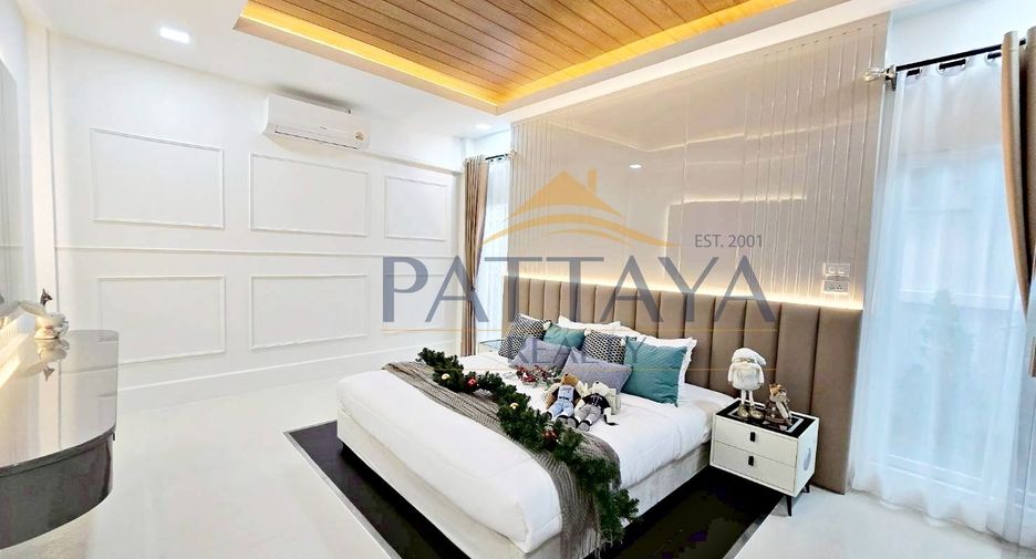 For rent 5 bedrooms villa in Bang Lamung, Chonburi
