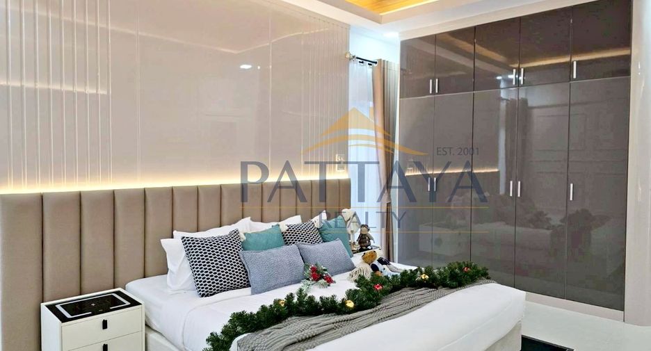 For rent 5 bedrooms villa in Bang Lamung, Chonburi