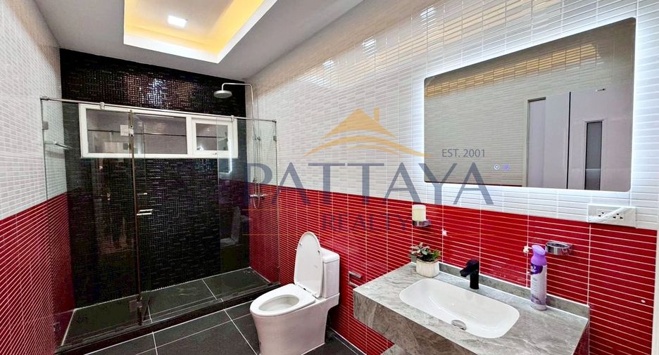For rent 5 bedrooms villa in Bang Lamung, Chonburi