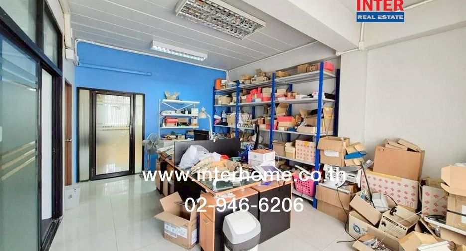For sale 8 bedrooms retail Space in Chatuchak, Bangkok