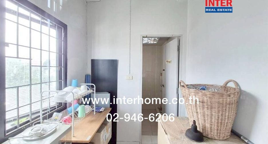 For sale 8 bedrooms retail Space in Chatuchak, Bangkok