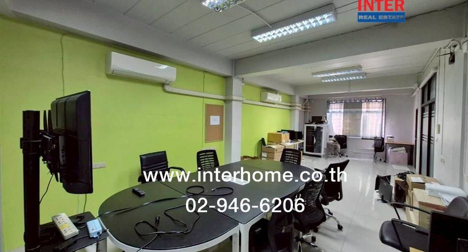 For sale 8 bedrooms retail Space in Chatuchak, Bangkok