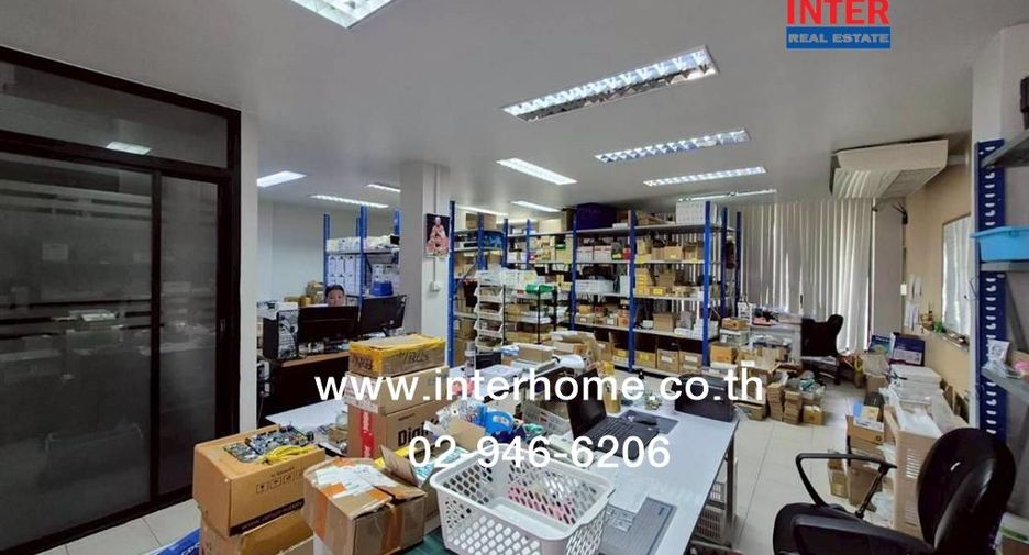 For sale 8 bedrooms retail Space in Chatuchak, Bangkok