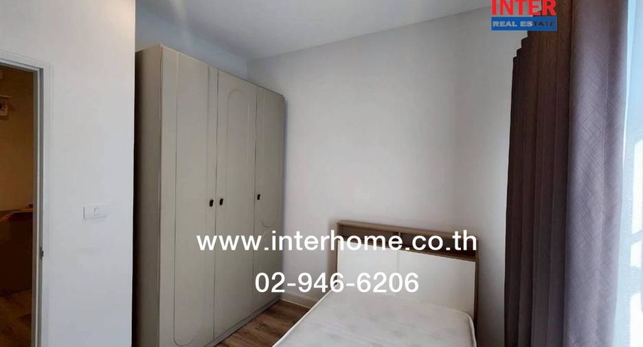 For sale 4 bedrooms townhouse in Nong Khaem, Bangkok