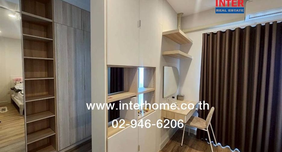 For sale 4 bedrooms townhouse in Nong Khaem, Bangkok