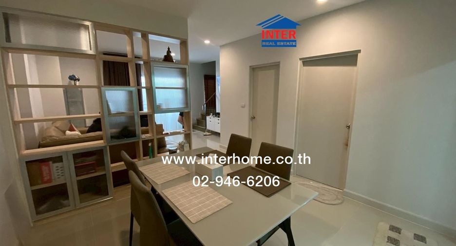 For sale 4 bedrooms townhouse in Nong Khaem, Bangkok