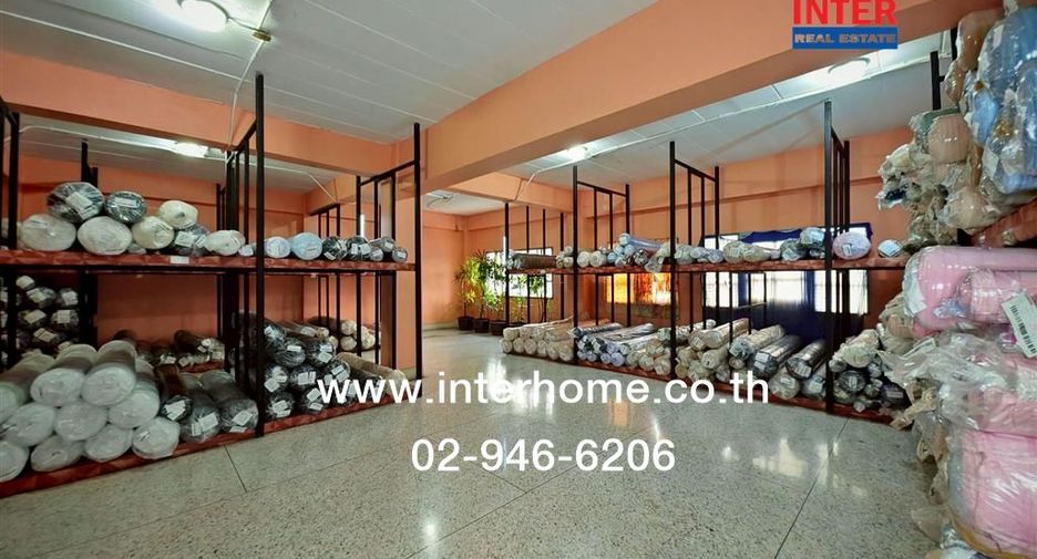 For sale 15 bedrooms warehouse in Krathum Baen, Samut Sakhon