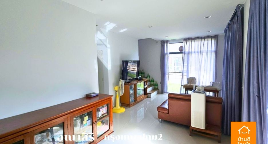 For sale 3 bedrooms house in Mueang Pathum Thani, Pathum Thani
