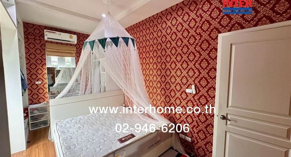 For sale 3 bedrooms townhouse in Mueang Nonthaburi, Nonthaburi