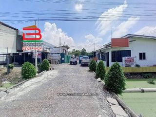 Lagerhaus zum Kauf mit 9 Zimmer in Nong Chok, Bangkok