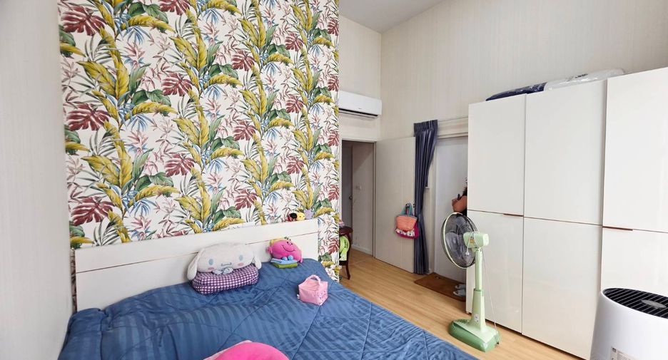 Casa adosada en venta de 3 habitaciones en Mueang Pathum Thani, Pathum Thani