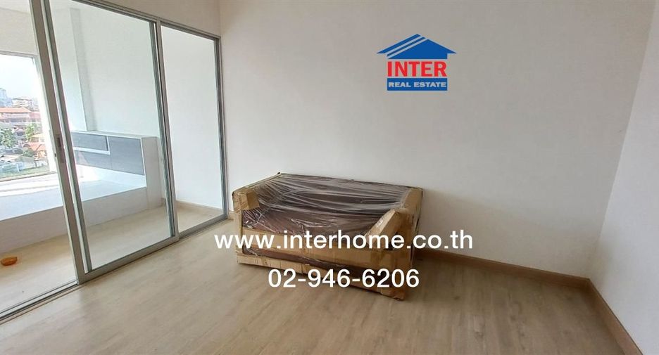 For sale 1 bed condo in Mueang Pathum Thani, Pathum Thani