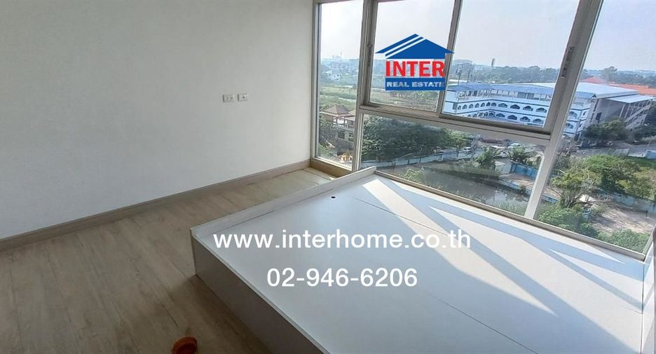 For sale 1 bed condo in Mueang Pathum Thani, Pathum Thani