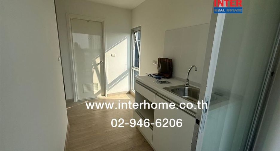 For sale 1 bed condo in Mueang Pathum Thani, Pathum Thani