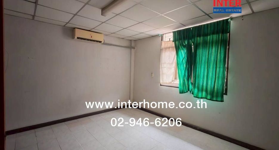 Casa adosada en venta de 2 habitaciones en Bang Kruai, Nonthaburi