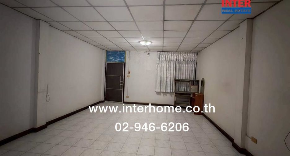 Casa adosada en venta de 2 habitaciones en Bang Kruai, Nonthaburi