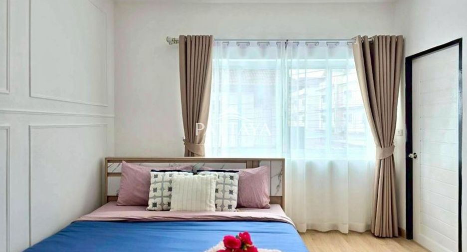 For sale 2 bedrooms townhouse in Bang Lamung, Chonburi