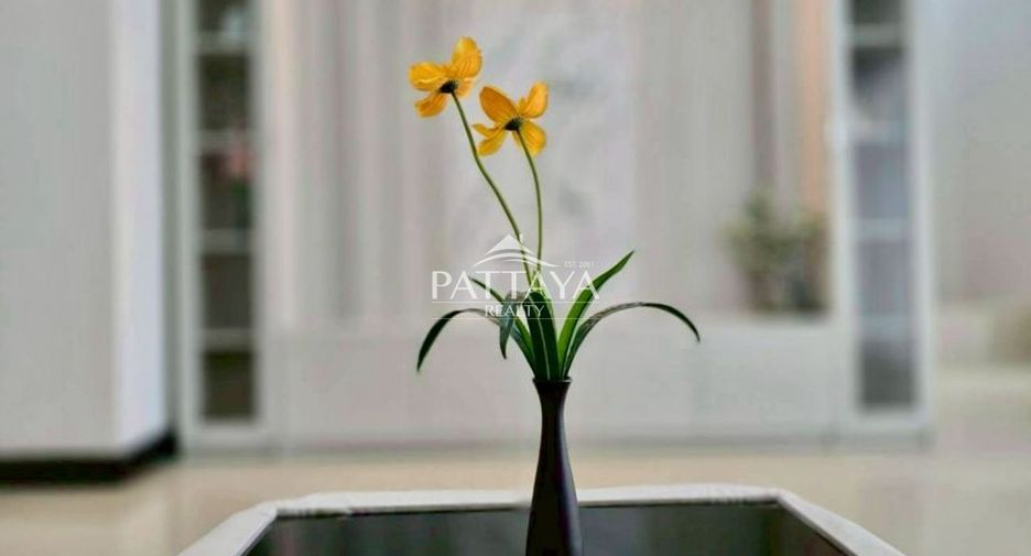 For sale 2 bedrooms townhouse in Bang Lamung, Chonburi