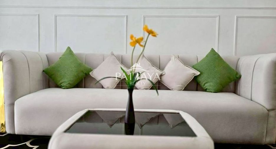 For sale 2 bedrooms townhouse in Bang Lamung, Chonburi