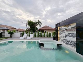 For Rent 5 Bedroom Villa In Bang Lamung, Chonburi
