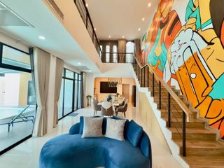 Villa zur Miete und zum Kauf mit 5 Zimmer in Bang Lamung, Chonburi
