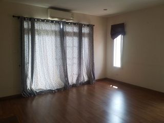 出售 3 卧室 独立屋 在 Si Racha, Chon Buri
