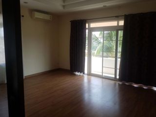 出售 3 卧室 独立屋 在 Si Racha, Chon Buri