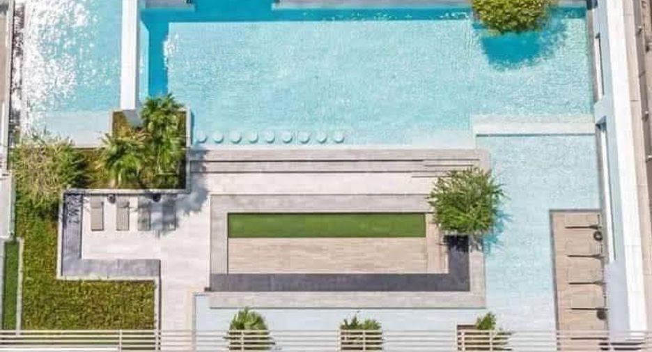 For rent and for sale 1 bed condo in Bang Lamung, Chonburi
