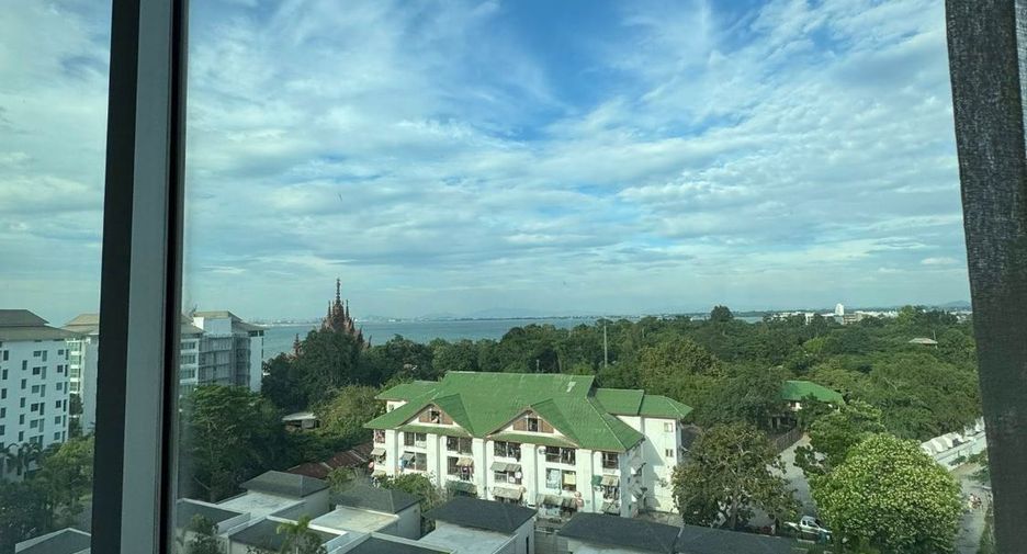For sale 3 bedrooms condo in Bang Lamung, Chonburi