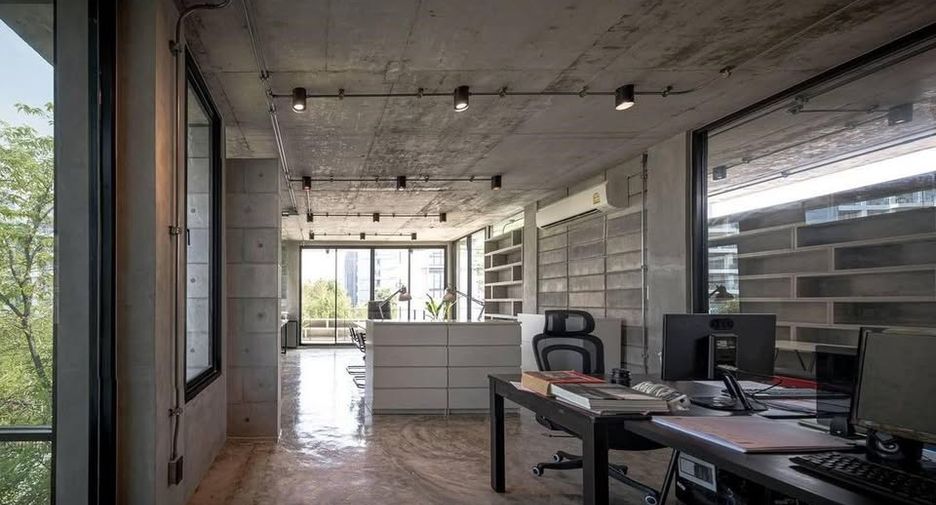 Casa en venta de estudio en Bangkok Yai, Bangkok