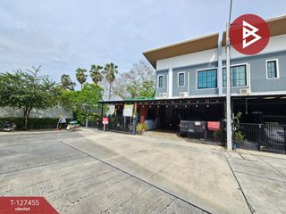 For sale 3 bedrooms townhouse in Phan Thong, Chonburi
