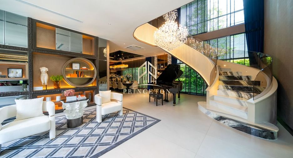For sale 5 bedrooms house in Lat Krabang, Bangkok
