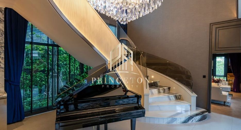 For sale 5 bedrooms house in Lat Krabang, Bangkok