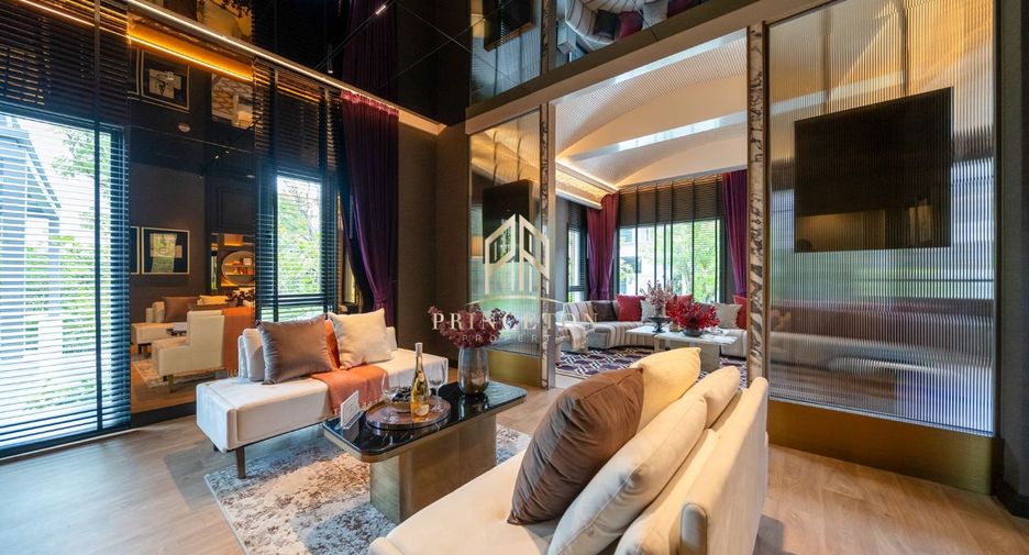 For sale 5 bedrooms house in Lat Krabang, Bangkok