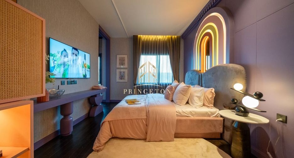 For sale 5 bedrooms house in Lat Krabang, Bangkok