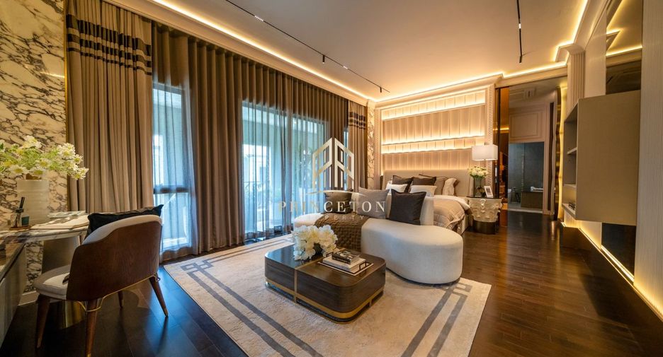 For sale 5 bedrooms house in Lat Krabang, Bangkok