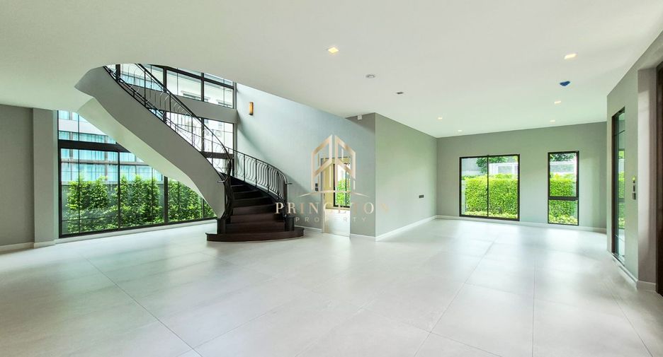 For sale 5 bedrooms house in Lat Krabang, Bangkok