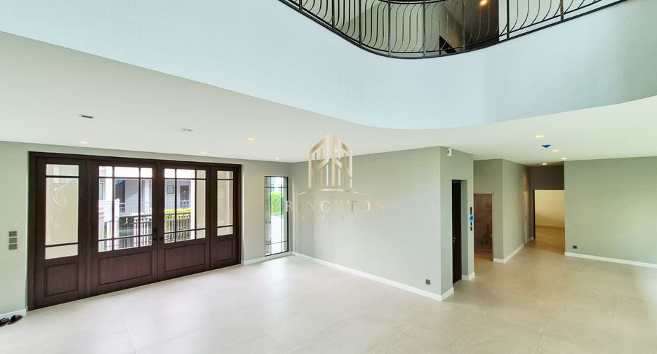 For sale 5 bedrooms house in Lat Krabang, Bangkok