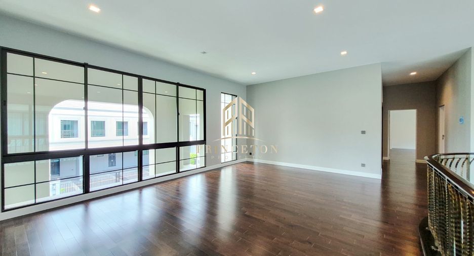 For sale 5 bedrooms house in Lat Krabang, Bangkok